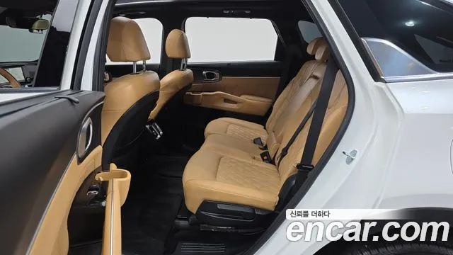 Kia Sorento 2023 — фото 12