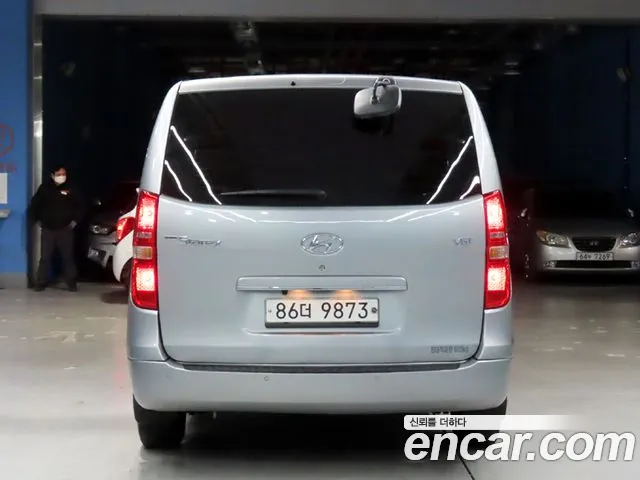 Hyundai Starex 2015 — фото 3