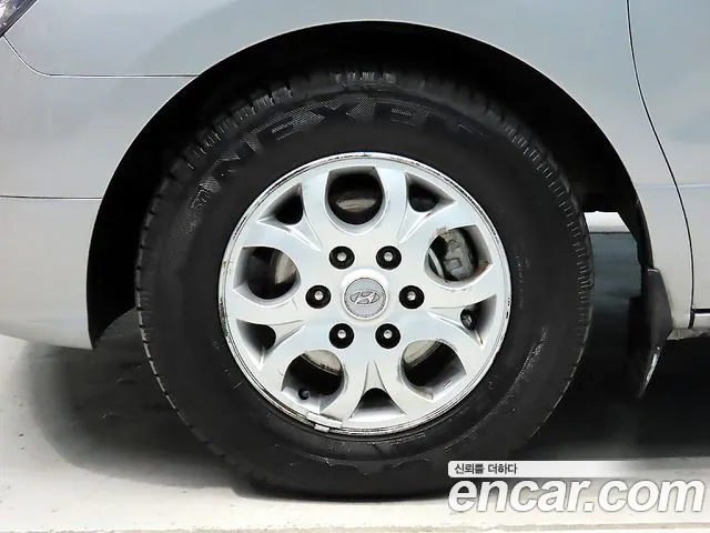 Hyundai Starex 2015 — фото 20
