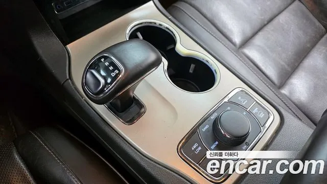 Jeep Cherokee 2014 — фото 9