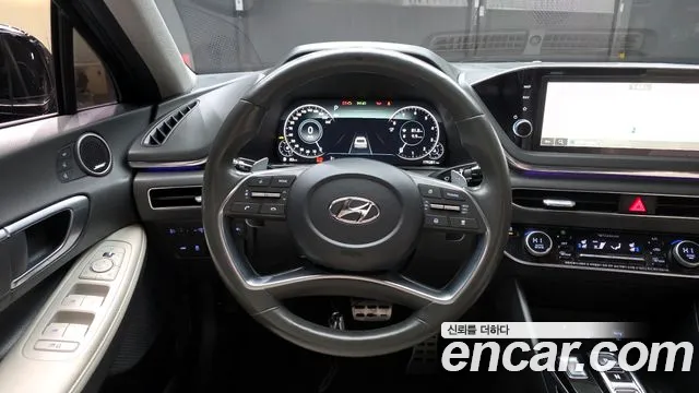 Hyundai Sonata 2020 — фото 13