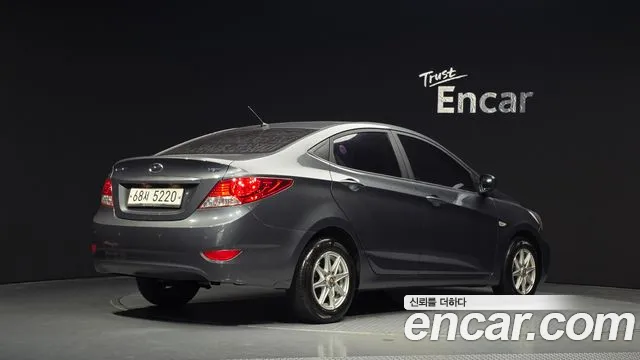 Hyundai Accent 2012 — фото 2