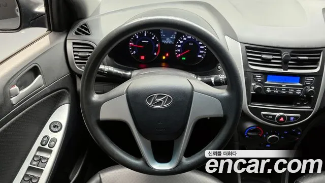 Hyundai Accent 2012 — фото 13