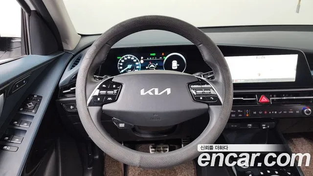 Kia Niro 2022 — фото 12