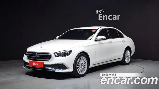 Mercedes-Benz E-Class 2022 — фото 1