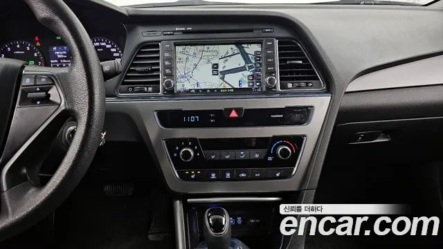 Hyundai Sonata 2015 — фото 16