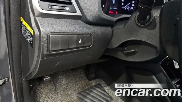 Hyundai Tucson 2017 — фото 17