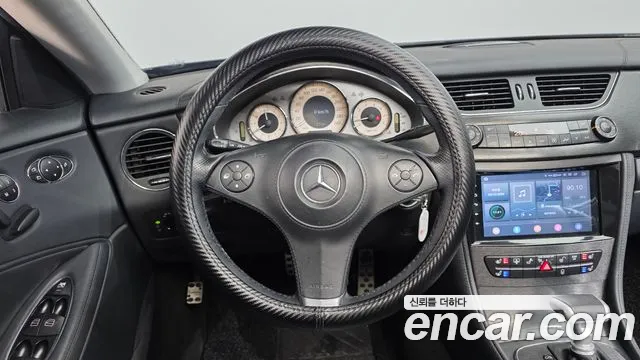 Mercedes-Benz CLS-Class 2010 — фото 14