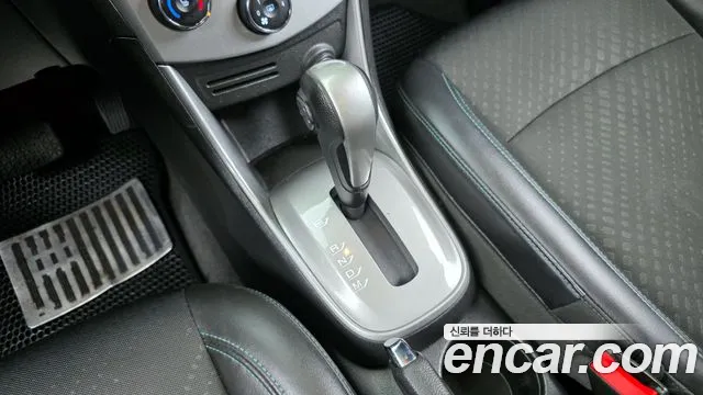 ChevroletGMDaewoo Trax 2016 — фото 9