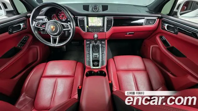 Porsche Macan 2018 — фото 7