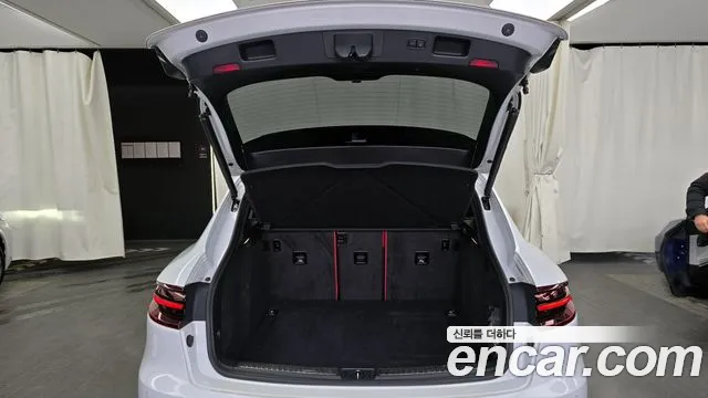 Porsche Macan 2018 — фото 20