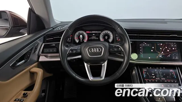 Audi Q8 2022 — фото 13