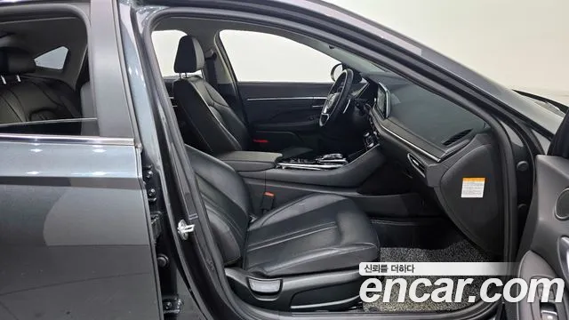 Hyundai Sonata 2022 — фото 11
