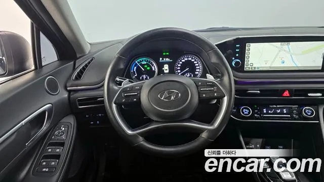 Hyundai Sonata 2022 — фото 13