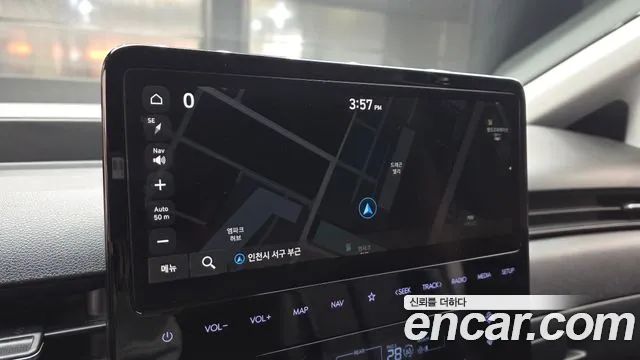 Hyundai Staria 2023 — фото 14