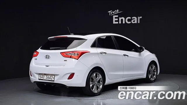 Hyundai i30 2014 — фото 2
