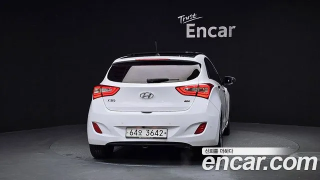 Hyundai i30 2014 — фото 4