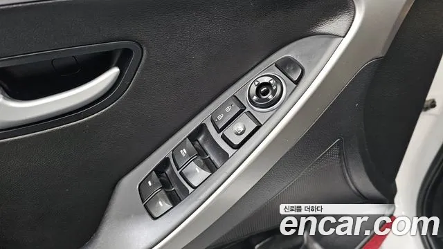 Hyundai i30 2014 — фото 18