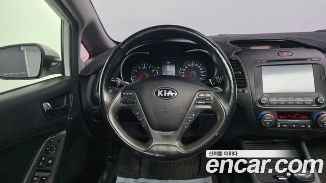 Kia K3 2015 — фото 13