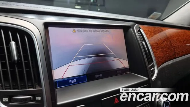 Hyundai Equus 2012 — фото 15
