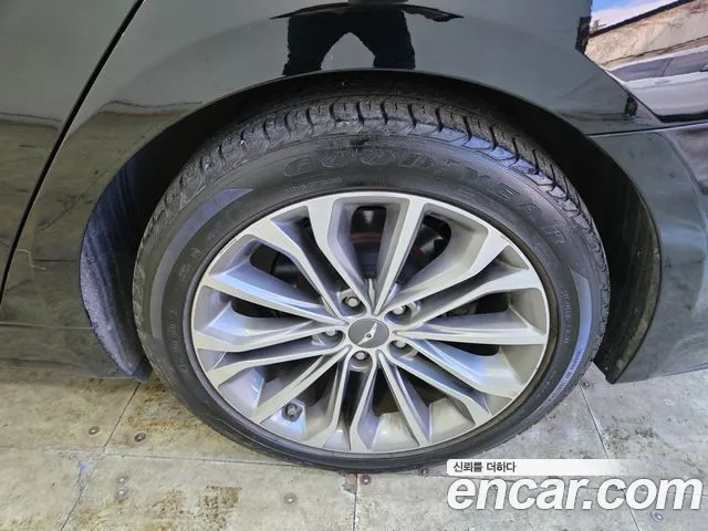Hyundai Genesis 2015 — фото 12