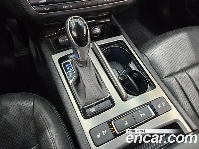 Hyundai Genesis 2015 — фото 16