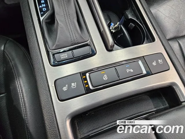 Hyundai Genesis 2015 — фото 17