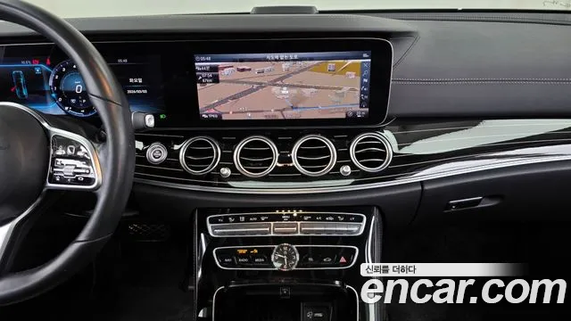 Mercedes-Benz E-Class 2019 — фото 14