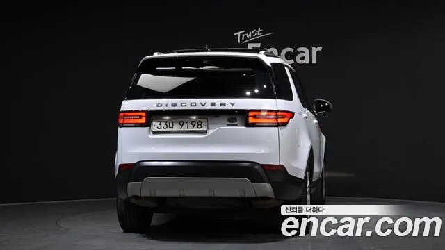 Land Rover Discovery 2017 — фото 4