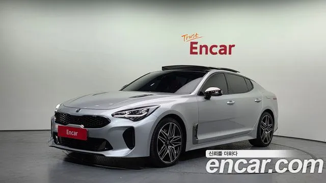 Kia Stinger 2018 — фото 1