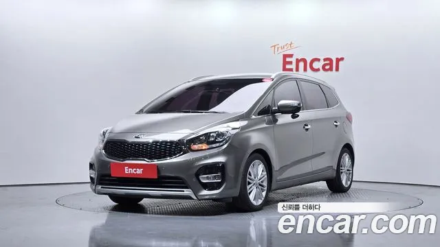 Kia Carens 2018 — фото 1