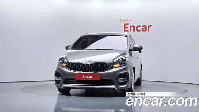 Kia Carens 2018 — фото 3