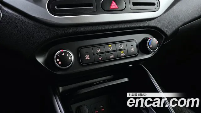 Kia Carens 2018 — фото 15