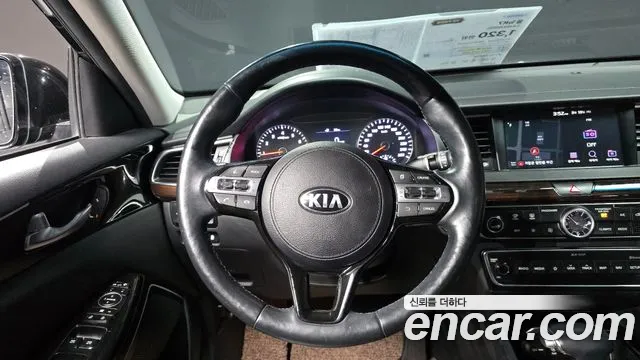 Kia K7 2018 — фото 13