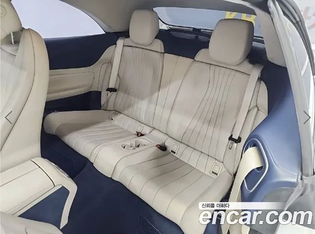 Mercedes-Benz E-Class 2018 — фото 12
