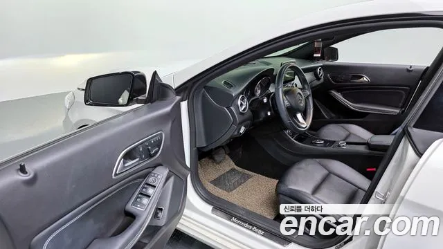 Mercedes-Benz CLA-Class 2015 — фото 11