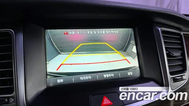 Hyundai Equus 2015 — фото 15