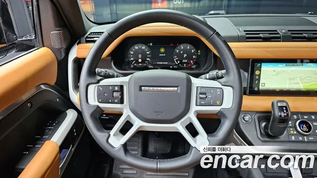 Land Rover Defender 2024 — фото 13