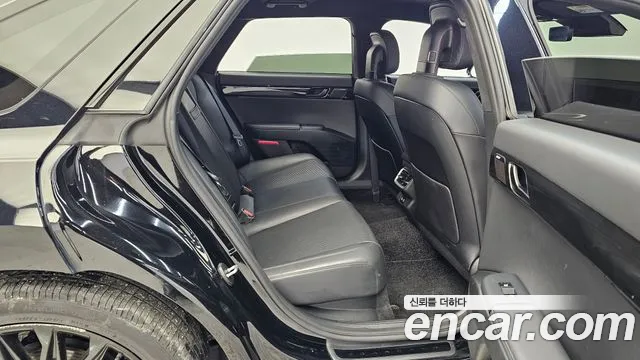Hyundai Grandeur 2023 — фото 11