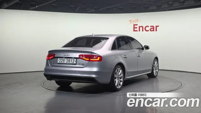 Audi A4 2015 — фото 2