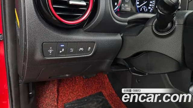 Hyundai Kona 2018 — фото 17