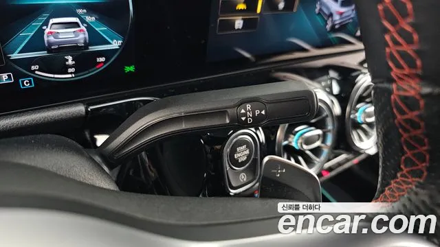 Mercedes-Benz GLA-Class 2021 — фото 9
