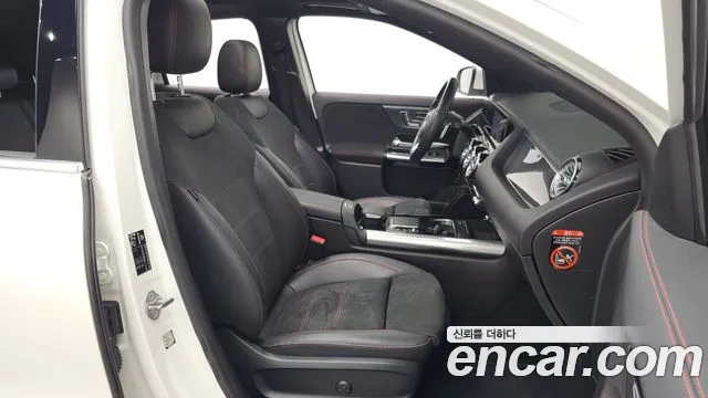 Mercedes-Benz GLA-Class 2021 — фото 11