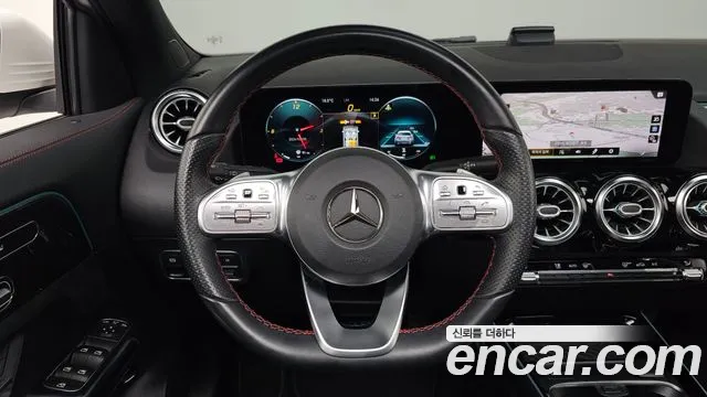 Mercedes-Benz GLA-Class 2021 — фото 13