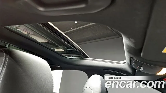 Mercedes-Benz E-Class 2022 — фото 18