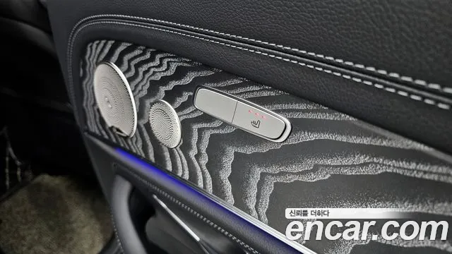 Mercedes-Benz E-Class 2022 — фото 19