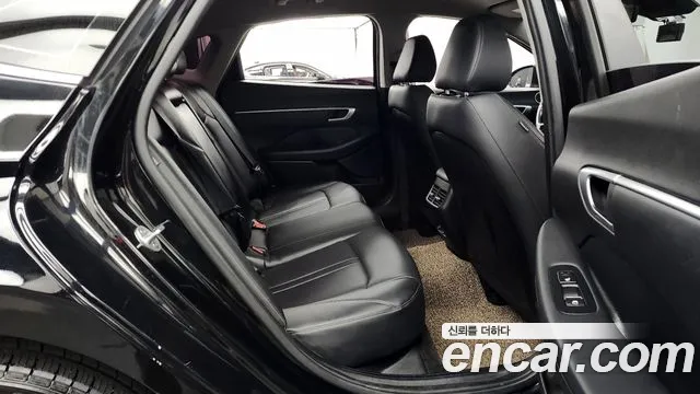 Hyundai Sonata 2020 — фото 12