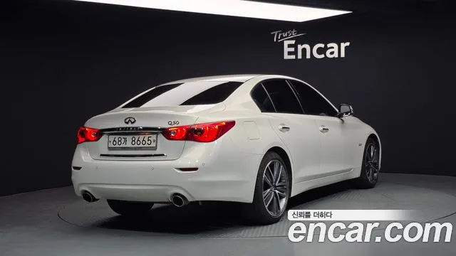Infiniti Q50 2015 — фото 2