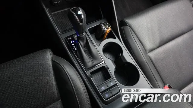 Hyundai Tucson 2017 — фото 9