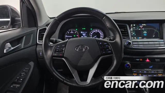 Hyundai Tucson 2017 — фото 13